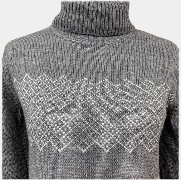 NEW YORK & COMPANY Sweater Turtleneck Nordic Ski Winter Long Sleeve Gray Medium - Picture 3 of 8
